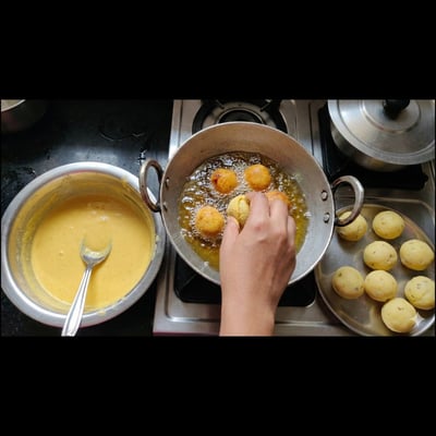 The Vada Pav That Defined My Childhood - Photo 1